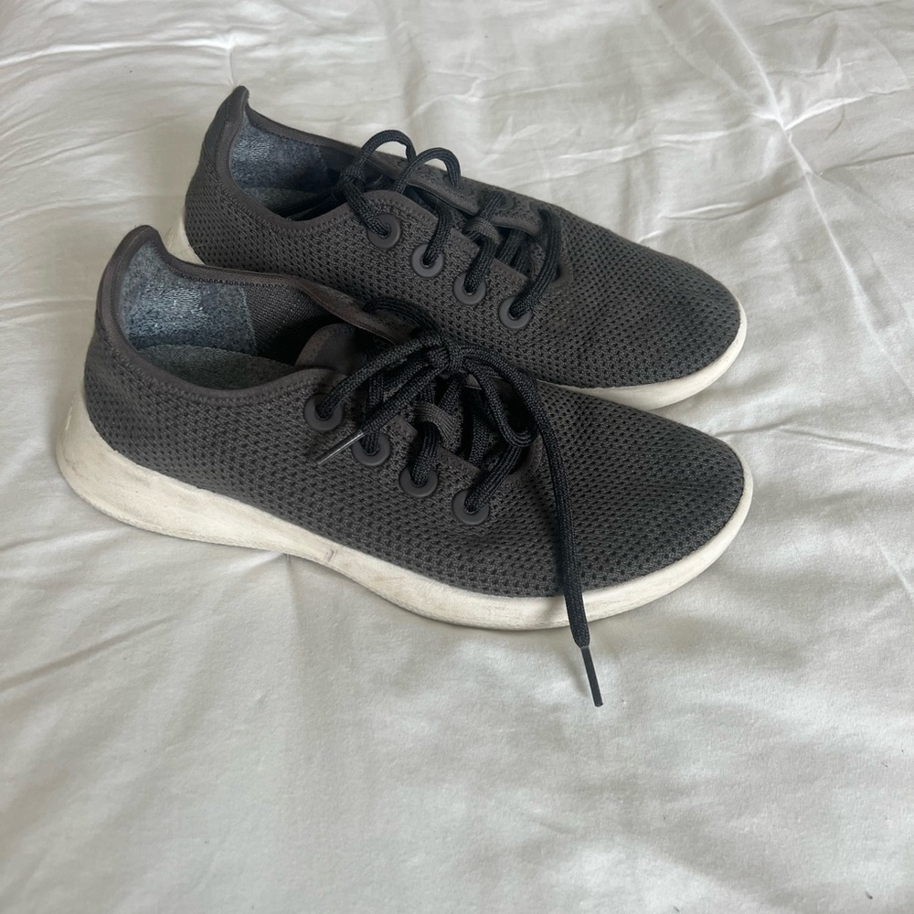 Women's Allbirds Sneakers, W9